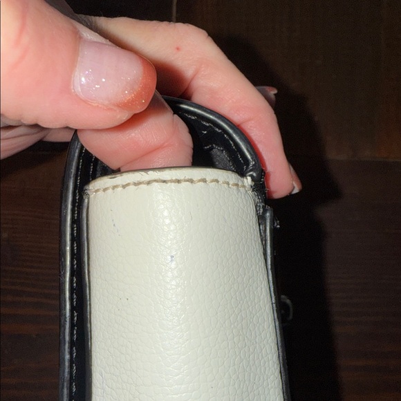 Kate Spade Black Crossbody Bag with Chain Detail - Picture 5 of 14